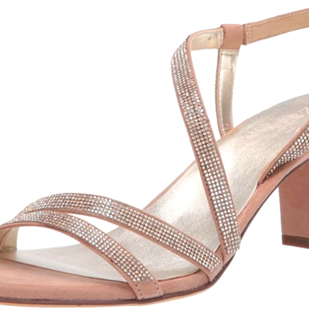 Size 9.5 Wide Width Strappy, blingy, Naturaluzer brand "Vanessa" shoes.